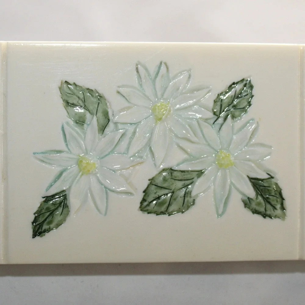 Young's Inc Friends Ceramic Photo Frame 4x6 Cream Floral Butterfly Vintage Style